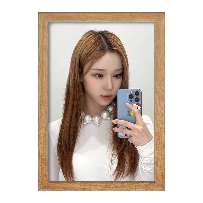 تابلو خندالو مدل جیزل گروه گروه آسپا Aespa  کد 19702