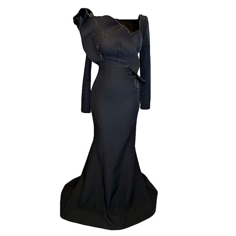 پیراهن یقه خشتی زنانه مدل ماکسی سرشانه گل رز رنگ مشکی