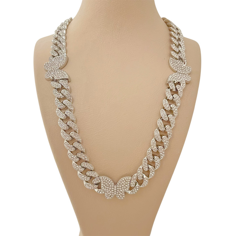 گردنبند زنانه مدل فول نگین پروانه