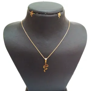 نیم ست زنانه مدل ماری