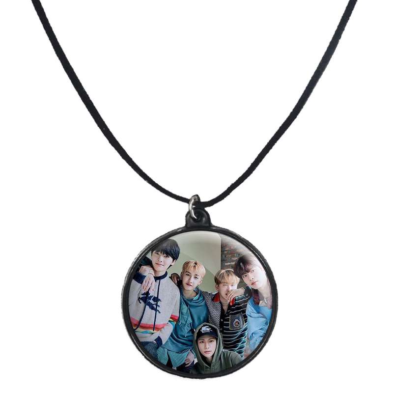 گردنبند پرمانه طرح straykids کد pmb.12188مدل دو طرفه
