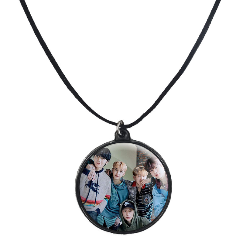 گردنبند پرمانه طرح straykids کد pmb.12188مدل دو طرفه