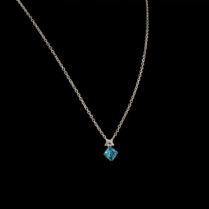 گردنبند نقره زنانه سواروسکی مدل ستاره اسپرت کد 6998353