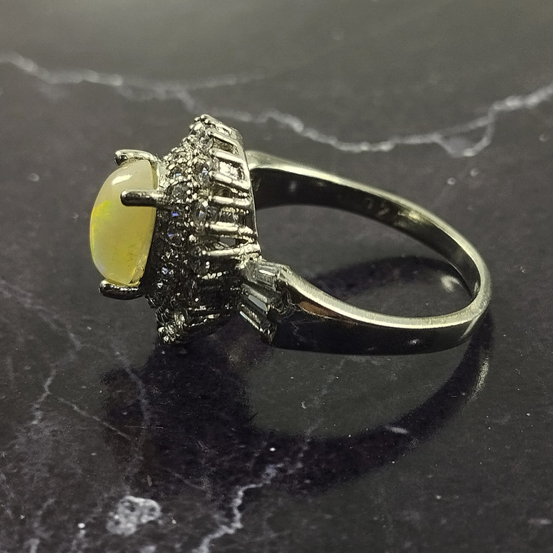 انگشتر نقره زنانه سلین کالا مدل اپال کد 110 انگشتر نقره زنانه سلین کالا مدل اپال کد 110