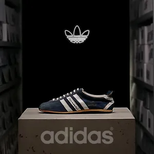 چراغ دیواری نئون دیزاین طرح Adidas-Logo-BL_WHT