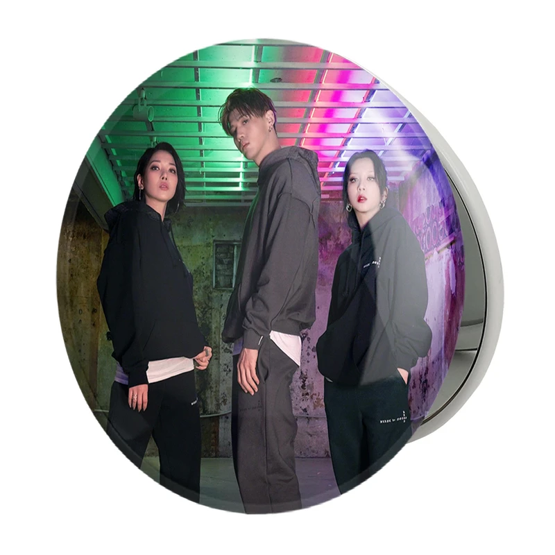 آینه جیبی خندالو طرح گروه کارد Kard مدل تاشو کد 20156 