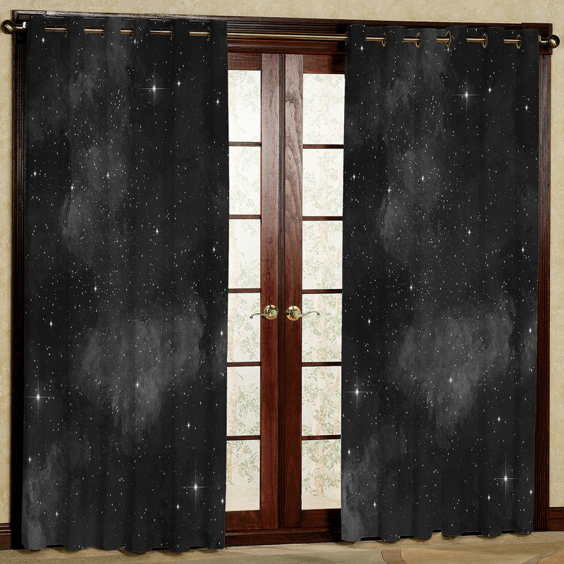  پرده مدل مخمل پانچی کد 1974 سایز 140x280 سانتی متر