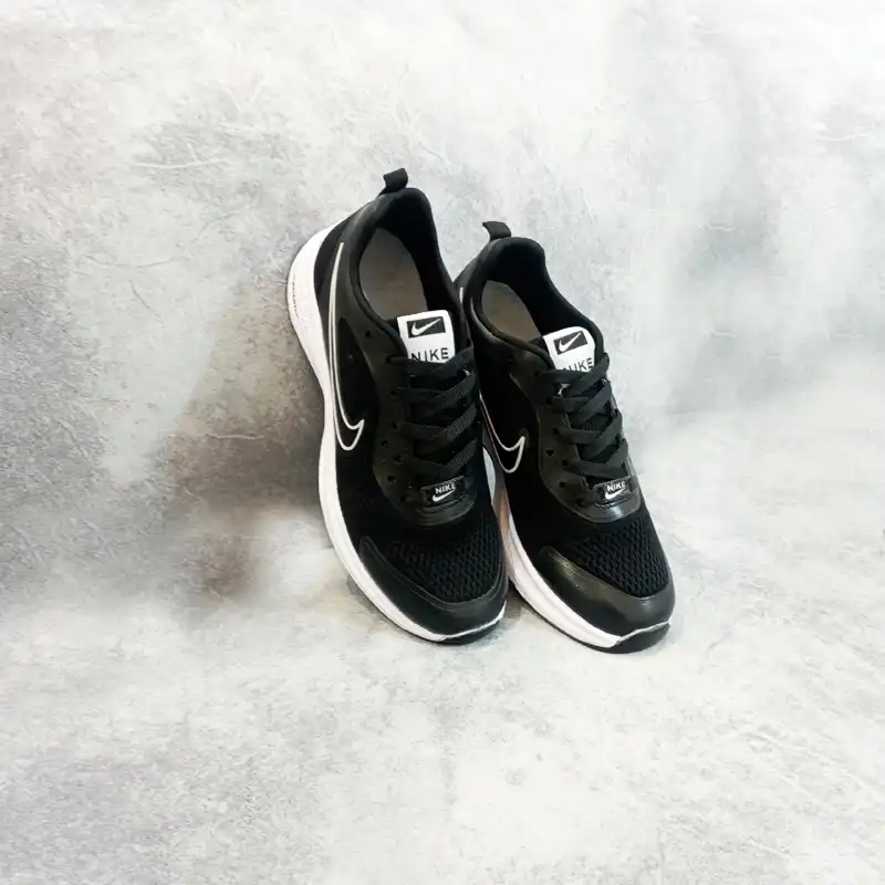 کفش پیاده روی مردانه مدل Menox zoom x کد BL090