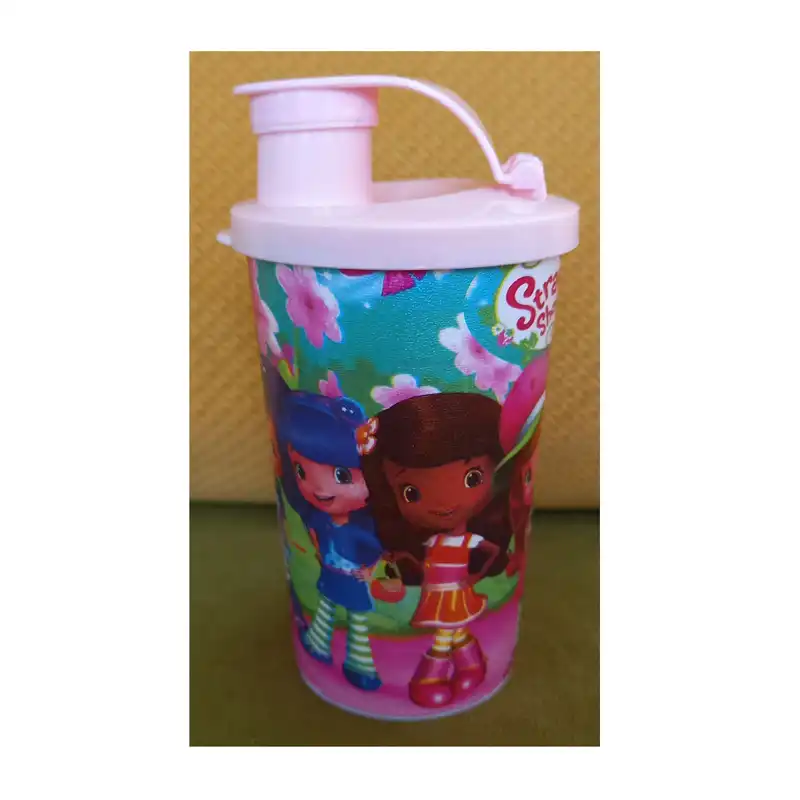 لیوان کودک طرح دختر توت فرنگی کد STRAW-95