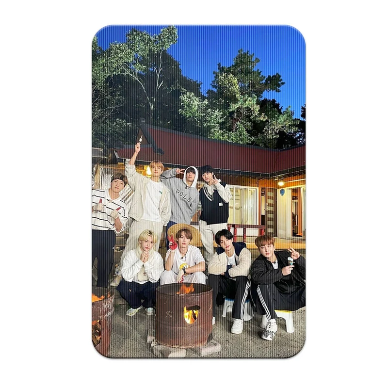 استیکر کارت پرمانه طرح straykids کد pm3d.2973