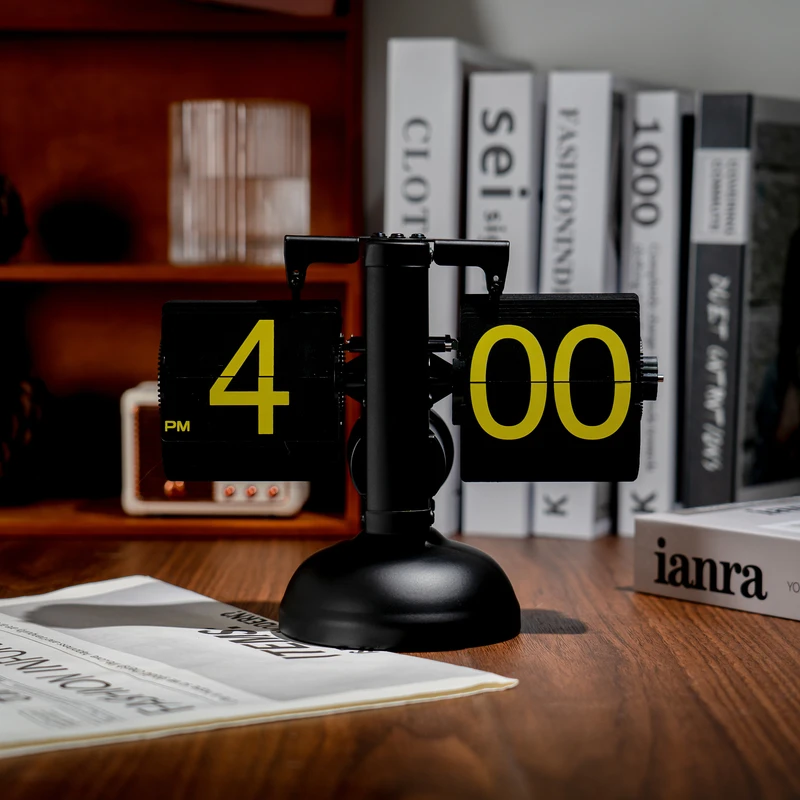 عکس شماره 3 : ساعت رومیزی ورقه ای مدل نوشته رنگی کد tn-112