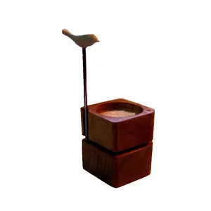 شمعدان چوبی مدل f601