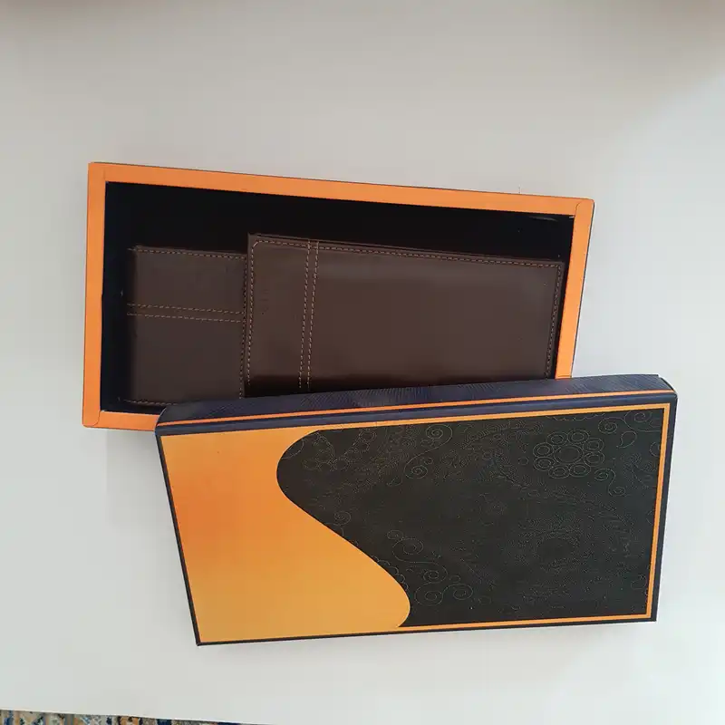 ست هدیه مردانه مدل چرم مجموعه 2 عددی