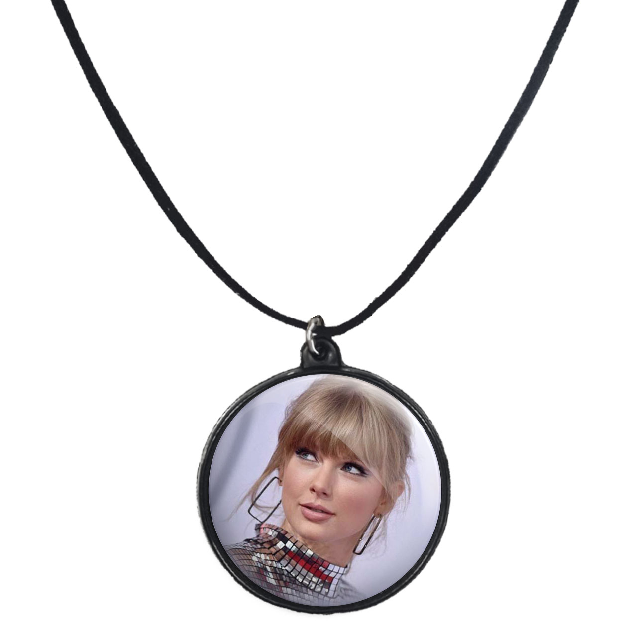 گردنبند پرمانه طرح تیلور سویفت کد pmb.2823 مدل دو طرفه