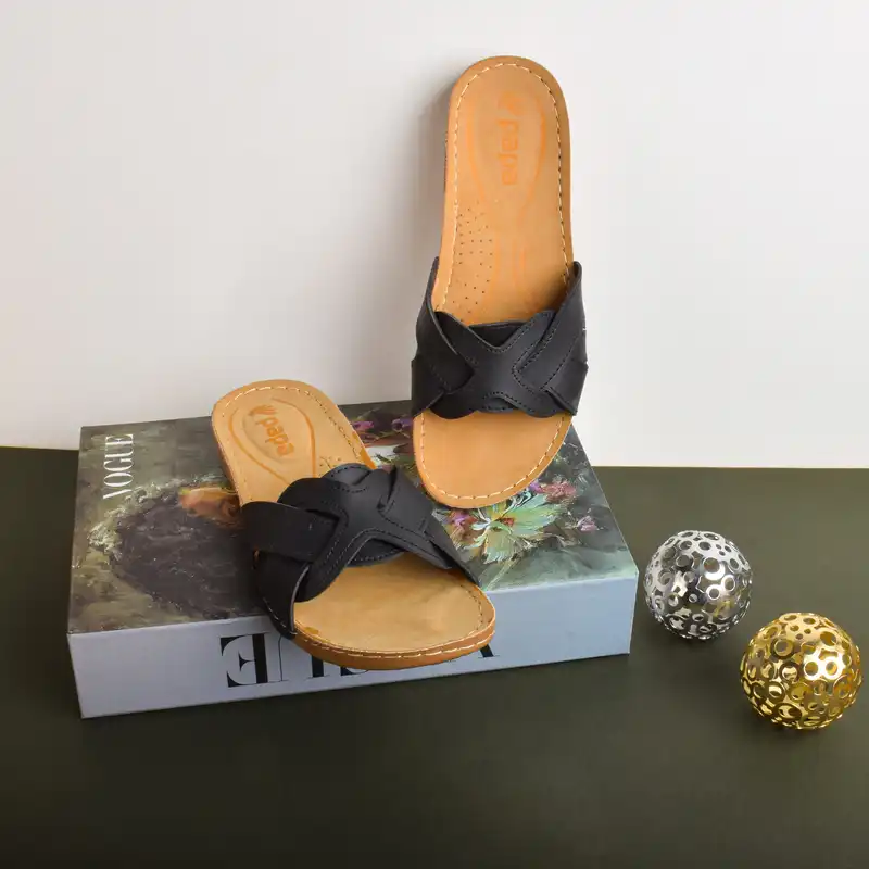 دمپایی زنانه پاپا مدل گیسو BK.2811