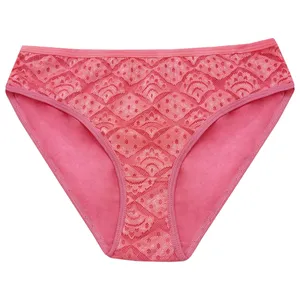 شورت زنانه مدل نخ و تور کد 6