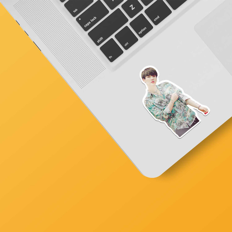 استیکر لپ تاپ گیم مون طرح Bts کد 11166 1