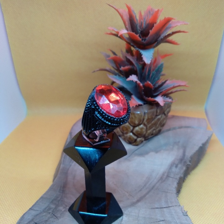 انگشتر مردانه مدل الماس یاقوت