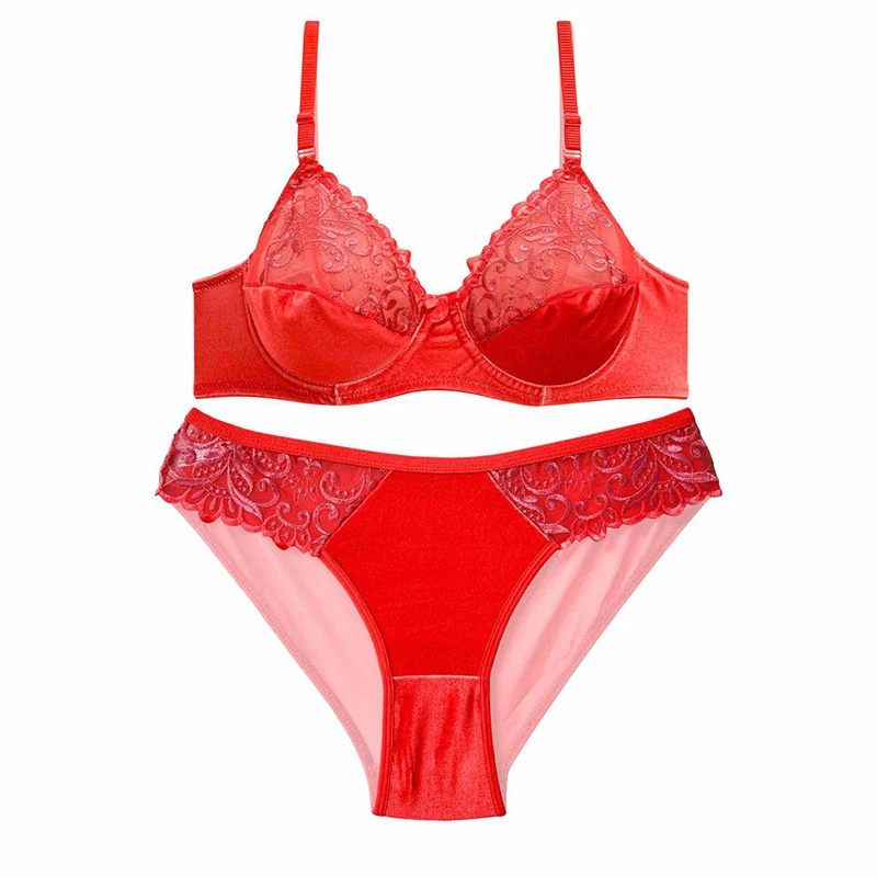 ست شورت و سوتین زنانه نوشه پوش مدل مخمل گیپور کد 81014