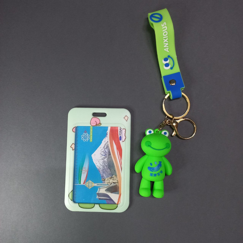 جاکلیدی دخترانه مدل قورباغه به همراه جاکارتی جاکلیدی دخترانه مدل قورباغه به همراه جاکارتی