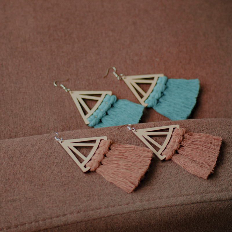 گوشواره زنانه مدل مکرومه گوشواره زنانه مدل مکرومه