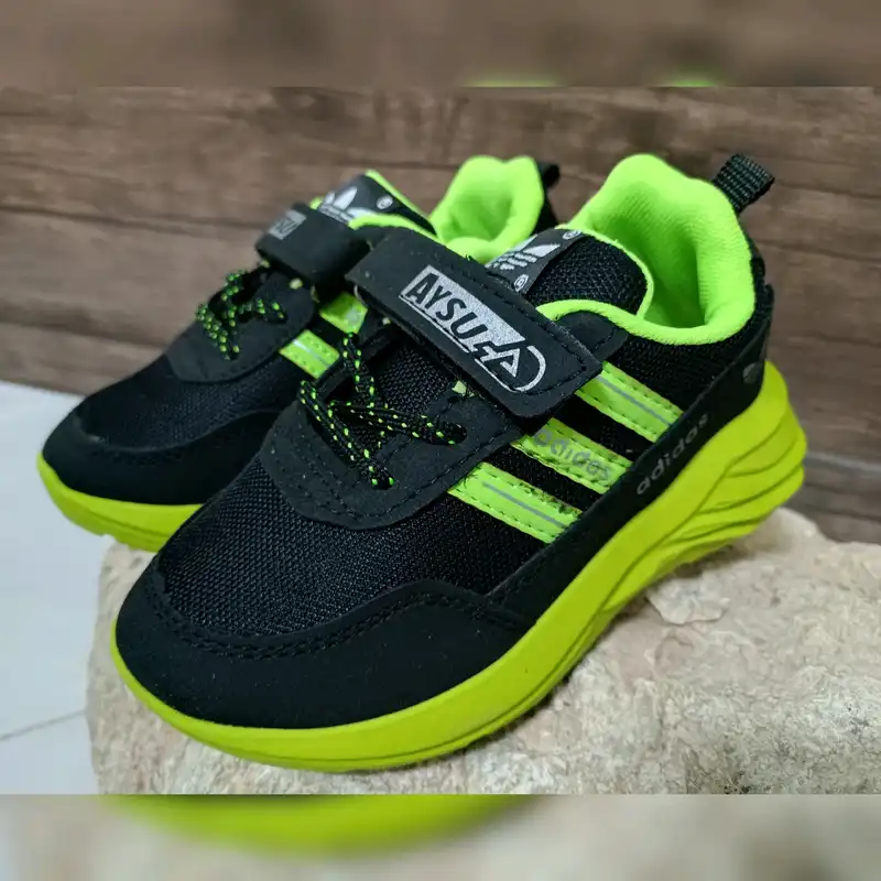 کفش مخصوص پیاده روی بچگانه مدل آیسو کد T.a.j رنگ فسفری