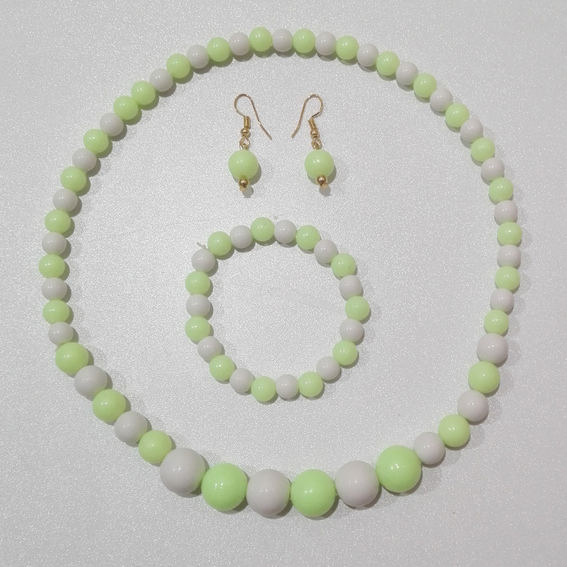 نیم ست دخترانه مدل مروارید کشی طرح آبنباتی کد 203 نیم ست دخترانه مدل مروارید کشی طرح آبنباتی کد 203