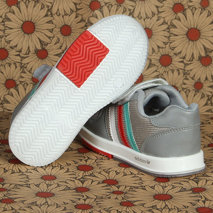 کفش مخصوص پیاده روی بچگانه کد 6021