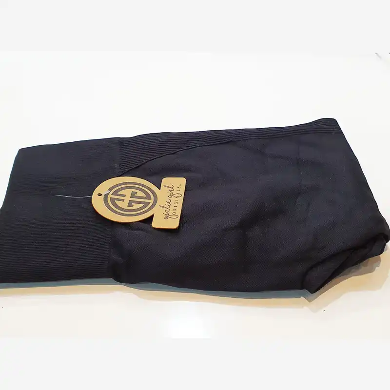 لگینگ ورزشی زنانه مدل فیت لاین سیملس پشت چین دار کمر گنی کد L10