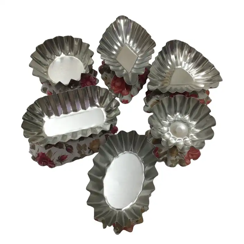 قالب کیک یزدی مدل 6 طرح مجموعه 18 عددی