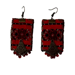 گوشواره سوزن دوزی کد B68