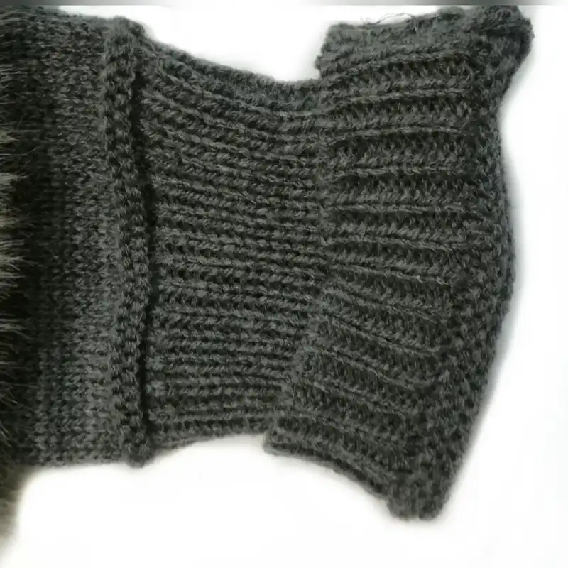 دستکش بافتنی زنانه مدل خزدار رنگ مشکی