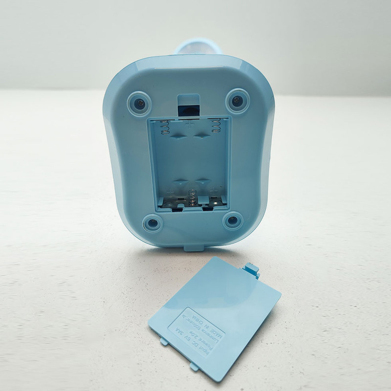 چراغ مطالعه مدل رومیزی طرح باتری خور لمسی کد 6520