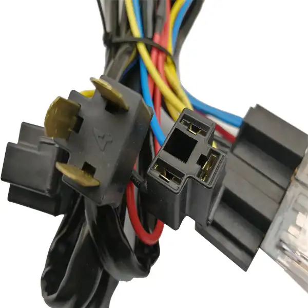 رله آفتامات تقویت نور چراغ خودرو کد H4