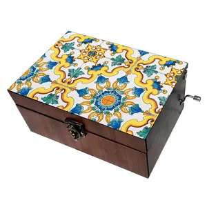 جعبه موزیکال مدل سنتی کد B064