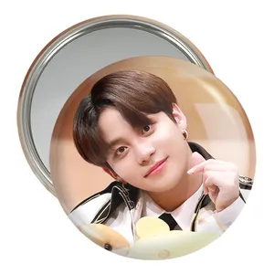 آینه جیبی خندالو مدل جونگهو گروه ایتیز ATEEZ  کد 21287