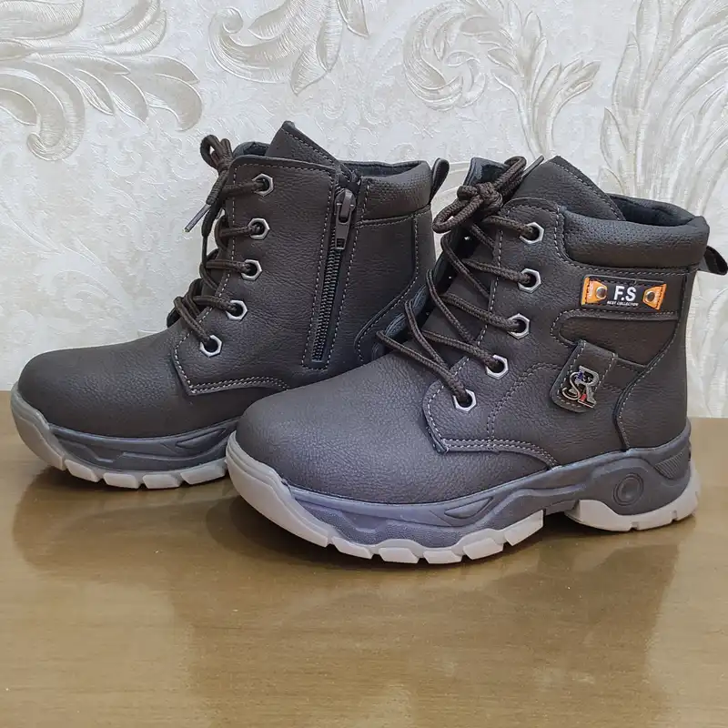 نیم بوت پسرانه مدل FS-685