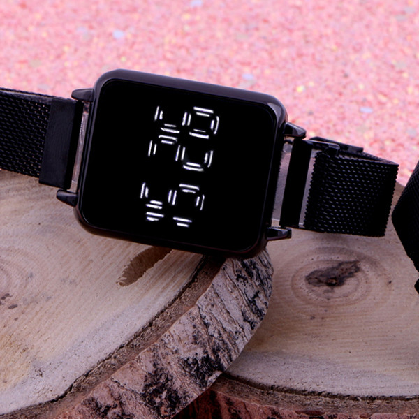 ساعت مچی دیجیتال زنانه مدل LE 4174 -ME-ME ساعت مچی دیجیتال زنانه مدل LE 4174 -ME-ME