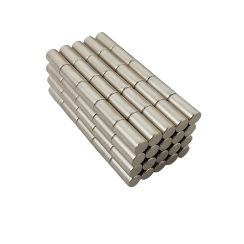 آهن ربا مدل M4-8 کد ۲۱۳۷ بسته ۱۰۰ عددی