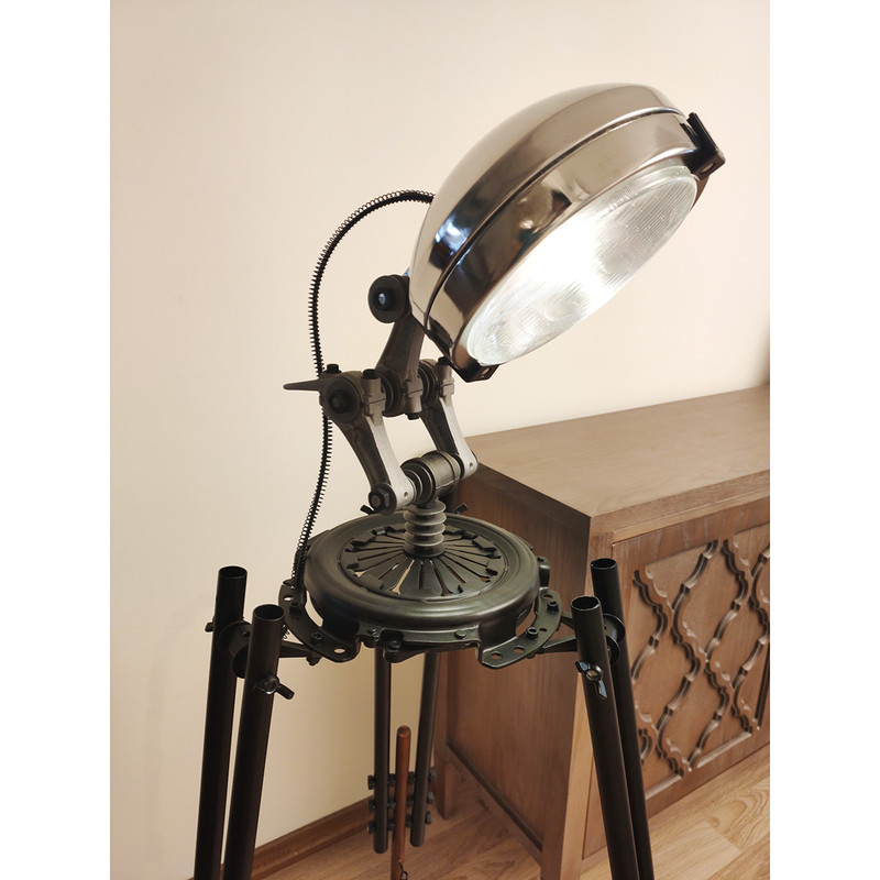 آباژور ایستاده افرانوس مدل نورافکن