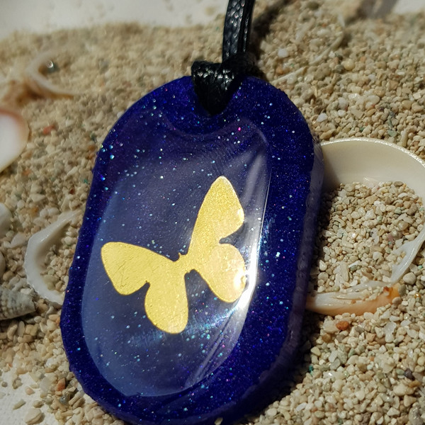 گردنبند دخترانه مدل رزینی مدل پروانه