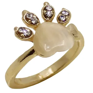 انگشتر زنانه طرح قلب کد 1082