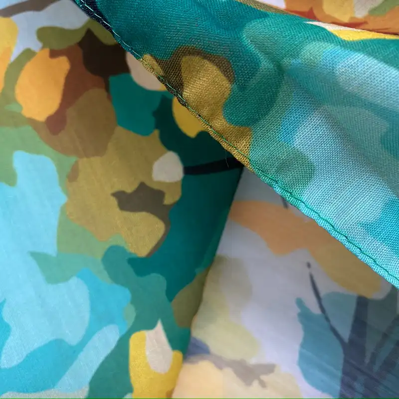 روسری زنانه مدل نخ اسپان منگوله دار کد 1012