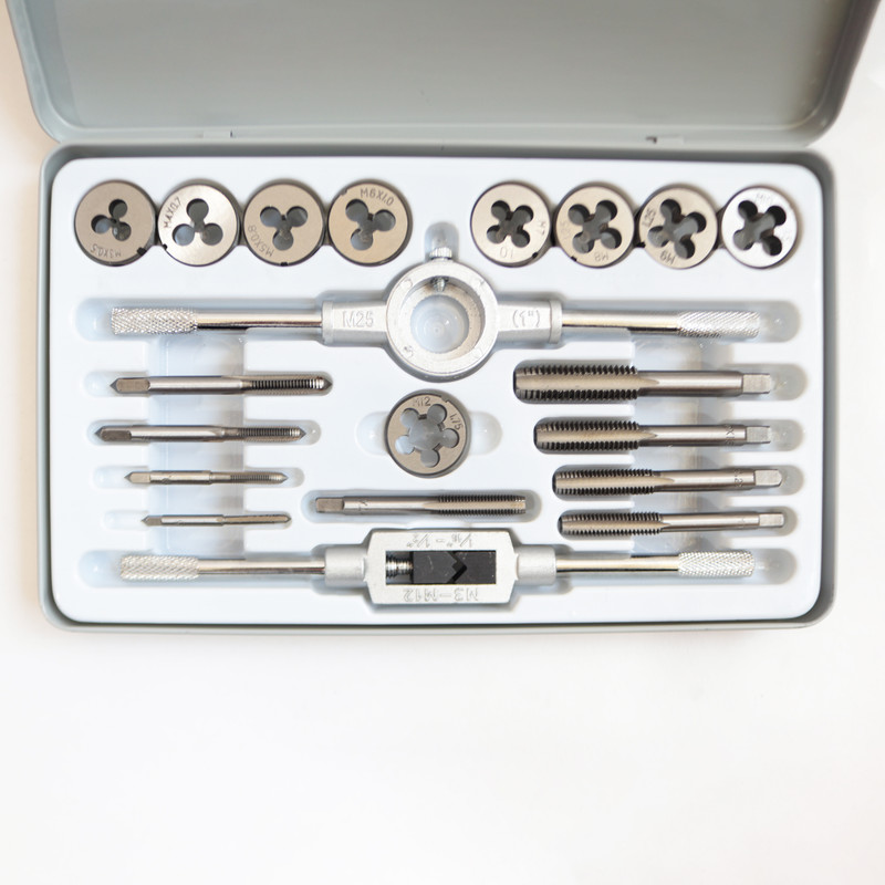 حدیده و قلاویز مدل آیس راک کد YP-3-12MM مجموعه 20 عددی