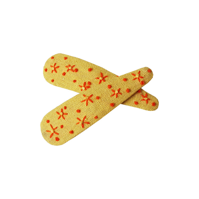 گیره مو دخترانه مدل تق تقی گلدوزی شده HT - 0014 بسته 2 عددی