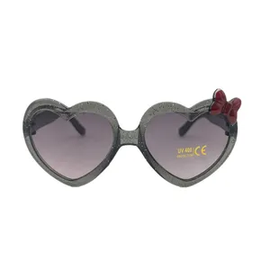 عینک آفتابی دخترانه فریم خاص UV 400 مدل 2029