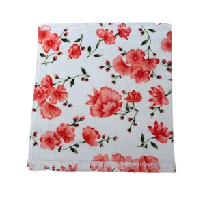 حوله دست و صورت ویراگیتا مدل گلدار سایز 35x35 سانتی متر