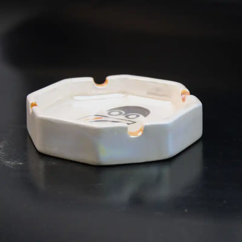 زیر سیگاری سرامیکی مدل لاستر