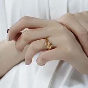 انگشتر طلا 18 عیار زنانه مایا ماهک مدل MR0466