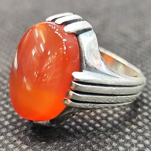 انگشتر نقره مردانه مدل سنگ عقیق یمانی کد373